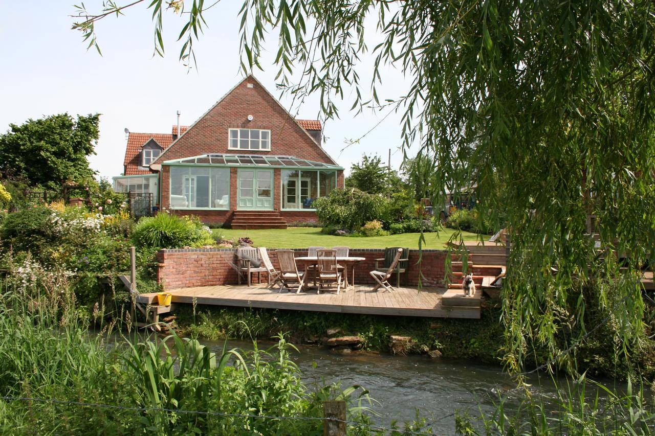 بيتربرو Bridge Cottage Bed And Breakfast المظهر الخارجي الصورة